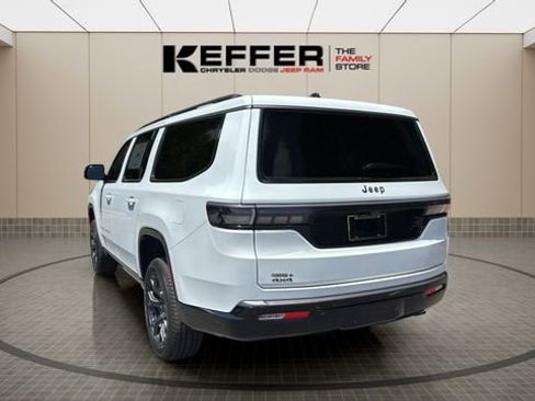 New 2026 Jeep Grand Wagoneer L Limited AWD/4WD image 3