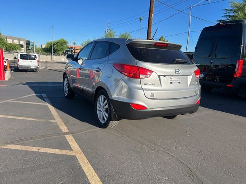 Used 2012 Hyundai Tucson Limited w/ Premium Pkg AWD/4WD image 6