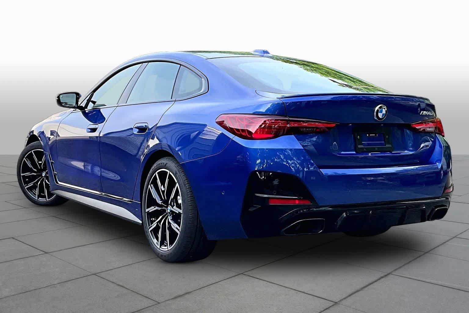 Used 2025 BMW M440i RWD image 11