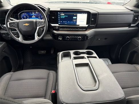 Used 2022 Chevrolet Silverado 1500 LT image 22