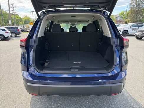 Used 2026 Nissan Rogue SV AWD/4WD image 10