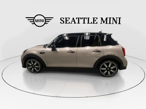 Used 2022 MINI Cooper S w/ Premium Package FWD image 7