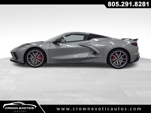 Used 2023 Chevrolet Corvette Stingray Premium Conv w/ Z51 Performance Package RWD image 4