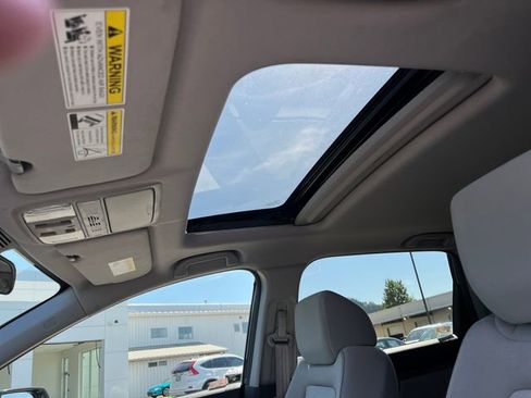 Used 2017 Honda CR-V EX image 26