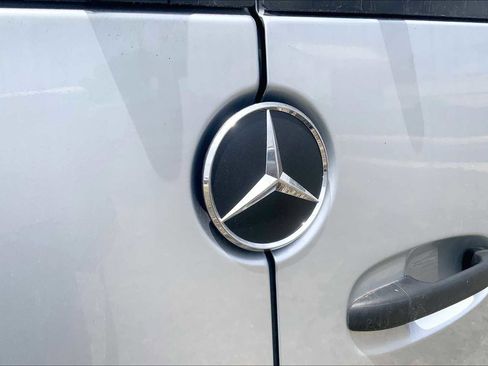 New 2025 Mercedes-Benz Sprinter 2500 image 13
