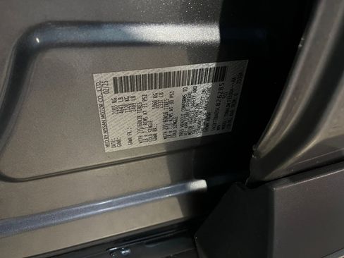 Used 2025 Nissan Rogue SV FWD image 30