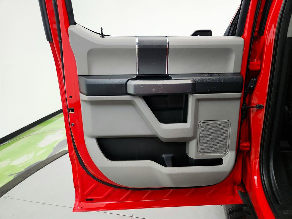Used 2016 Ford F150 XLT RWD image 22