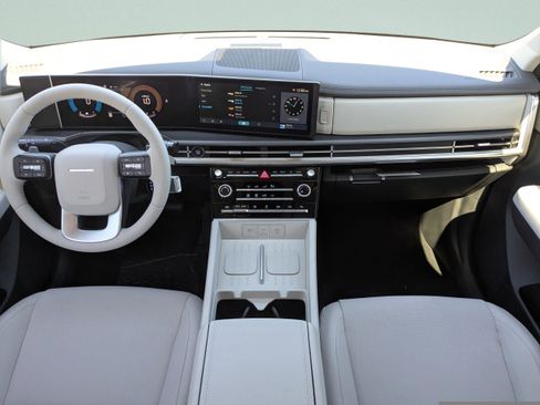 New 2026 Hyundai Santa Fe SE image 17