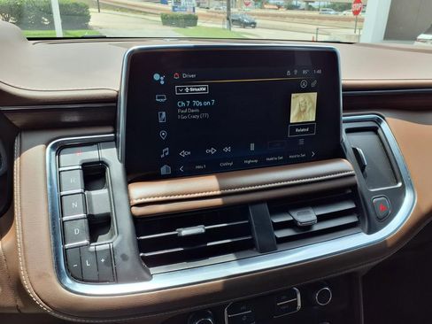 Used 2023 Chevrolet Tahoe High Country w/ LPO, Illumination Package AWD/4WD image 23