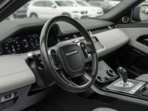 Used 2020 Land Rover Range Rover Evoque SE AWD/4WD image 15