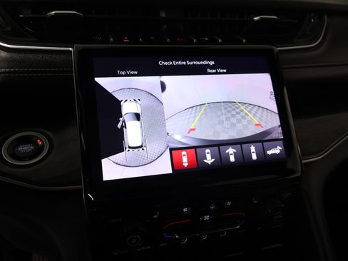 Used 2024 Jeep Grand Cherokee L Limited w/ Luxury Tech Group II AWD/4WD image 6