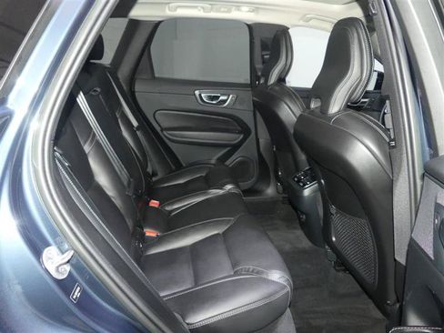 Used 2023 Volvo XC60 B5 Ultimate w/ Climate Package AWD/4WD image 30