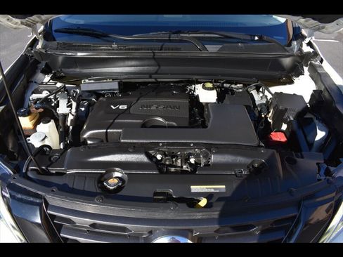 Used 2018 Nissan Pathfinder SL w/ Midnight Edition Package image 43