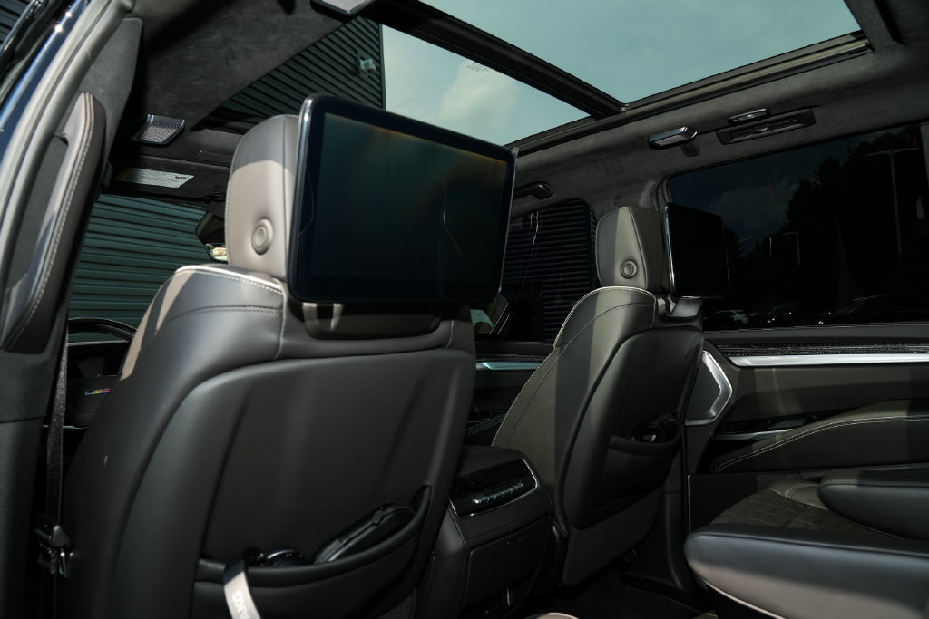 Used 2026 Cadillac Escalade V AWD/4WD image 38