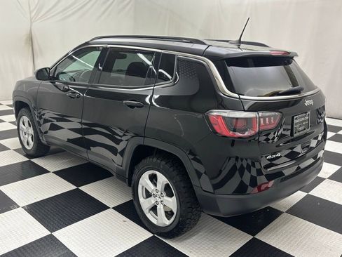 Used 2019 Jeep Compass Latitude w/ Popular Equipment Group image 5