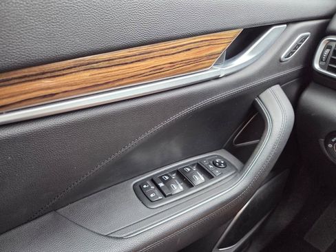 Used 2022 Maserati Levante GT image 23