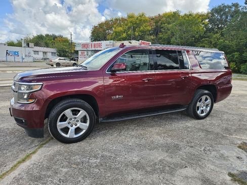 Used 2016 Chevrolet Suburban LT w/ Texas Edition Package RWD image 6