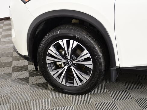 Used 2023 Nissan Rogue SV AWD/4WD image 52