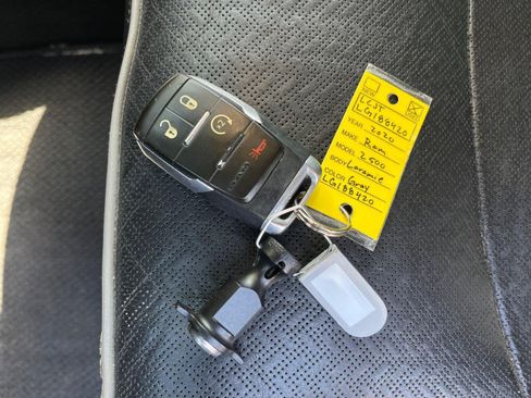 Used 2020 RAM 2500 Laramie AWD/4WD image 30