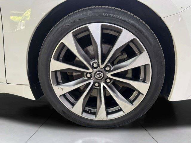 Used 2019 Nissan Maxima Platinum w/ Illumination Package FWD image 50