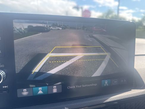 Used 2025 Honda CR-V EX-L image 14