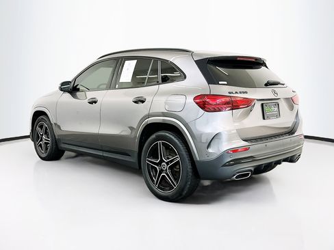 Used 2025 Mercedes-Benz GLA 250 4MATIC image 5