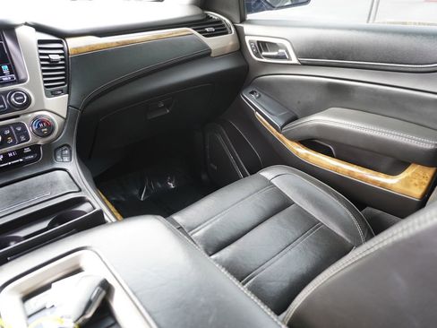 Used 2017 GMC Yukon Denali w/ Open Road Package image 27