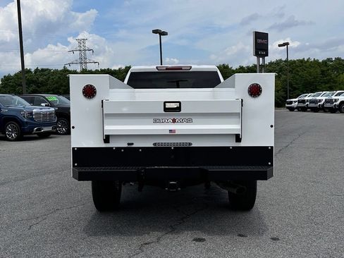 New 2026 GMC Sierra 3500 Pro w/ Convenience Package AWD/4WD image 8