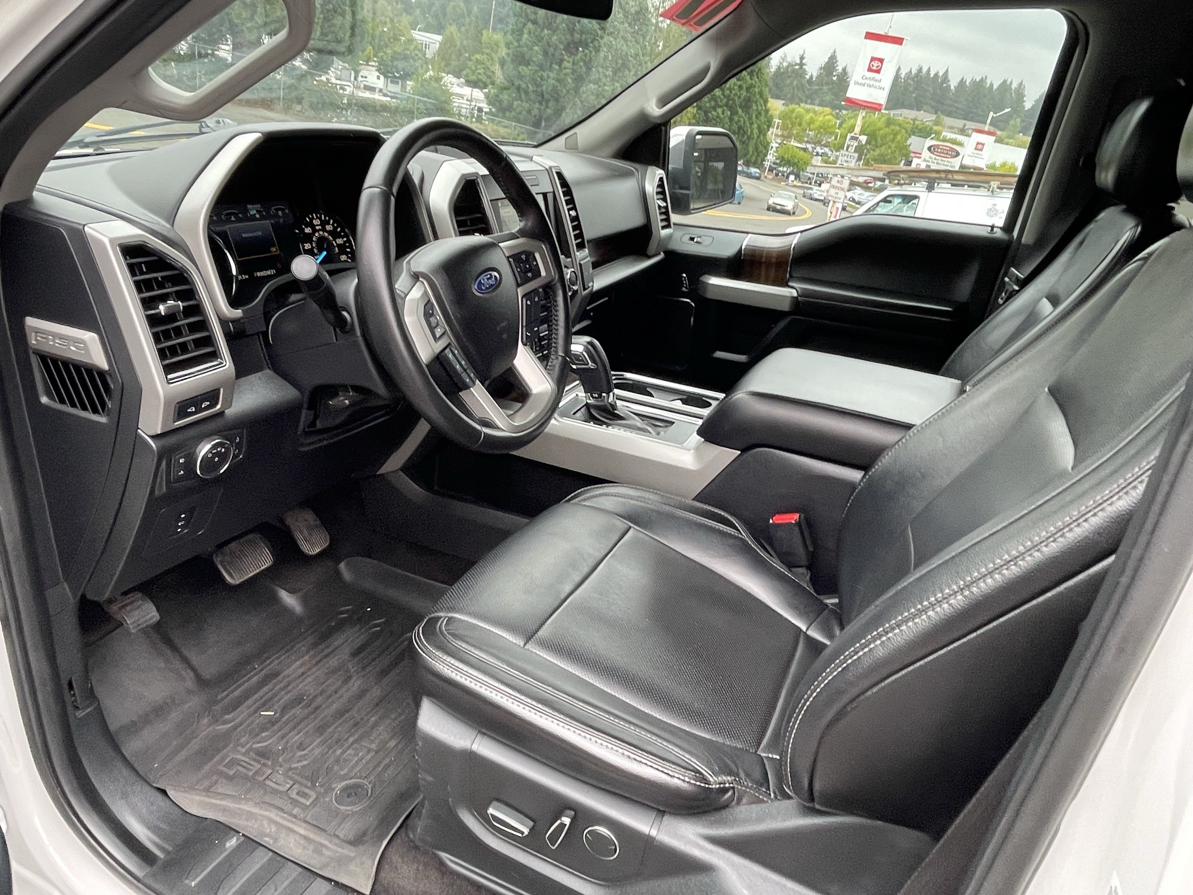 Used 2017 Ford F150 Lariat RWD image 12