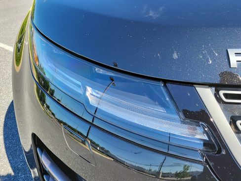 Used 2024 Land Rover Range Rover Evoque Dynamic SE image 8