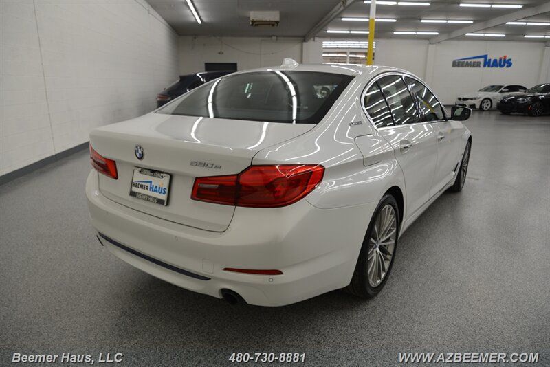 Used 2018 BMW 530e RWD image 11