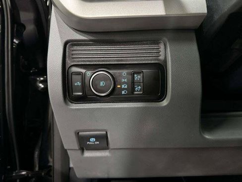 Used 2025 Ford F250 XLT AWD/4WD image 32
