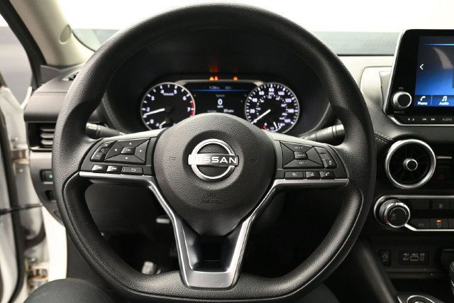 Used 2025 Nissan Sentra SV FWD image 14