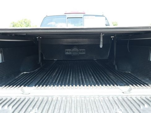 Used 2019 Nissan Frontier Desert Runner RWD image 8