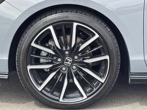 Used 2024 Honda Accord Touring image 25