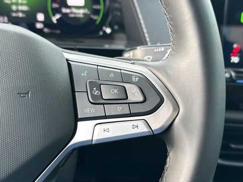 New 2026 Volkswagen Atlas Cross Sport SEL R-Line AWD/4WD image 39