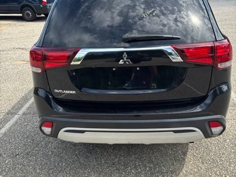 Used 2020 Mitsubishi Outlander SEL AWD/4WD image 6
