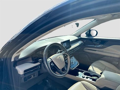 Used 2020 Lincoln Corsair Reserve w/ Elements Package image 9