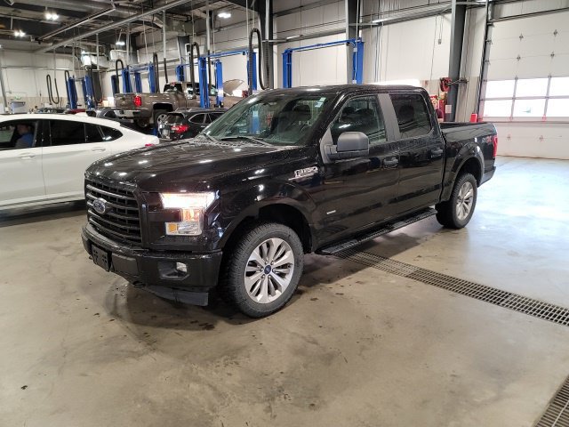 Used 2017 Ford F150 XL w/ Equipment Group 101A Mid AWD/4WD image 3