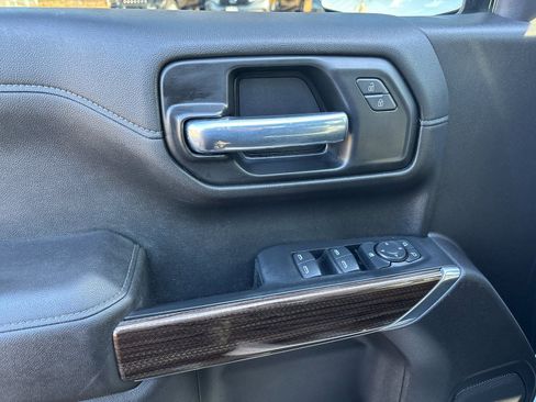 Used 2021 Chevrolet Silverado 1500 LT Trail Boss w/ Bed Protection Package image 12