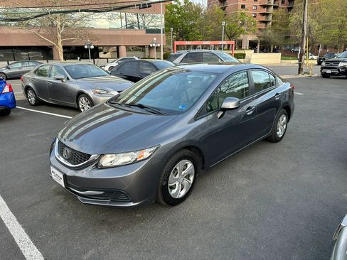 Used 2013 Honda Civic LX image 4