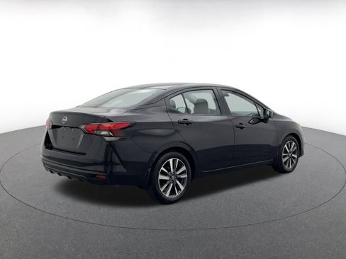 Used 2025 Nissan Versa SV FWD image 9