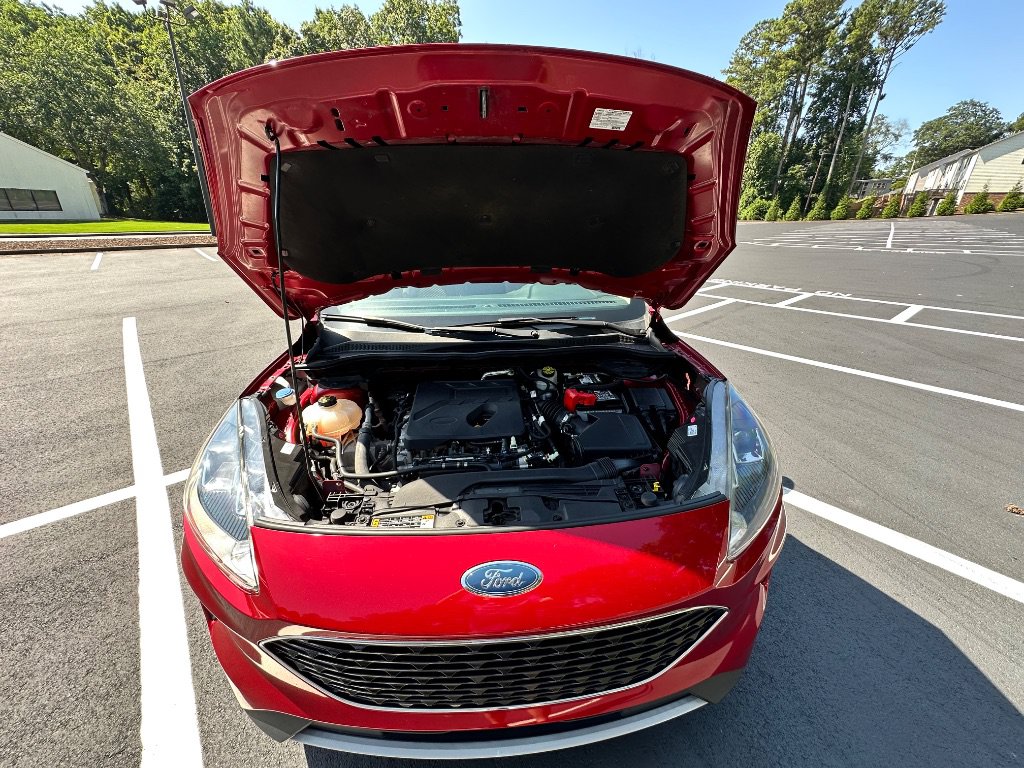 Used 2020 Ford Escape SE FWD image 25