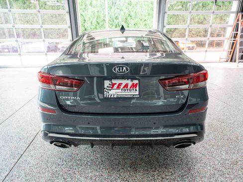 Used 2019 Kia Optima EX w/ EX Premium Package FWD image 3