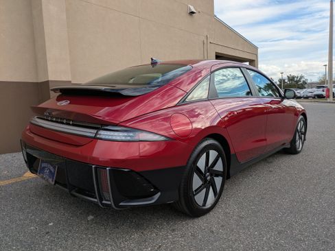 New 2025 Hyundai Ioniq 6 SE image 3