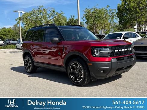 Used 2025 Ford Bronco Sport Outer Banks w/ Outer Banks Tech Package+ AWD/4WD image 1