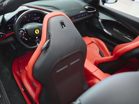 Used 2023 Ferrari 296 GTS RWD image 36