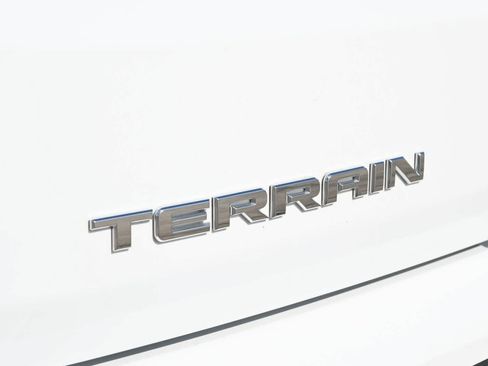 Used 2020 GMC Terrain SLE w/ Driver Convenience Package FWD image 19