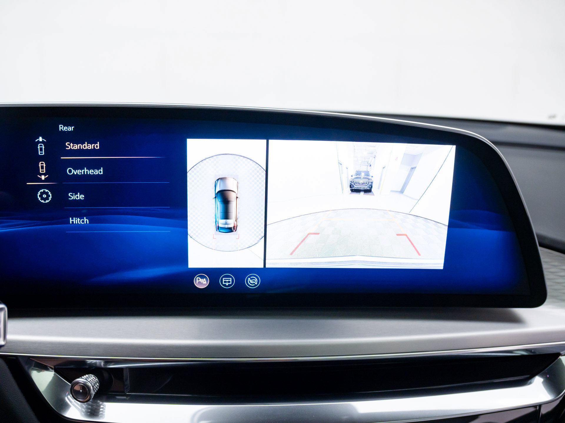 Used 2025 Cadillac Lyriq Luxury AWD/4WD image 27
