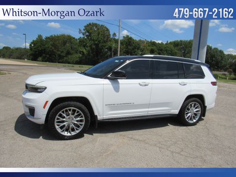 Used 2022 Jeep Grand Cherokee L Summit w/ MOPAR Finishing Package AWD/4WD image 5